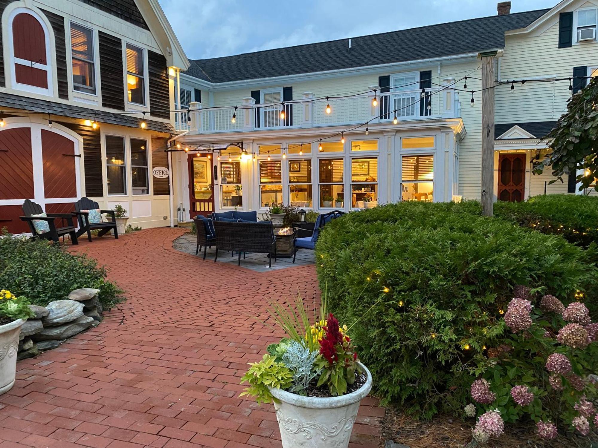 Spouter Inn Bed & Breakfast Lincolnville Eksteriør bilde